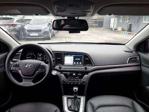 รถเก๋งสีขาวมือสอง ยี่ห้อ Avante Elantra ปี 2018 เครื่องยนต์ดีเซล รถโดยสาร พวงมาลัยซ้าย เหมาะสำหรับการเดินทางในช่วงทำงาน รถมือสอง - Product Image 3