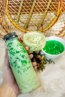 Prix d'usine Nata de Coco en sirop Pandan 720g – Gel de noix de coco premium déshydraté pour boissons saines et ingrédients culinaires