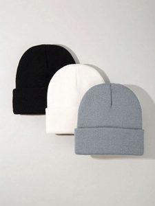 Bonnet d'hiver tricoté de créateur avec logo brodé, bonnet de sport à pompon, toque de golf, bonnet personnalisé à pompon, camouflage, nœuds - Product Image 1