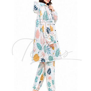 Conjunto de Traje Impermeable y Cortavientos de Dos Piezas para Mujer con Capucha, Chaqueta y Pantalones - Venta al por Mayor - Product Image 5