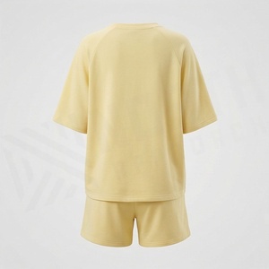 Conjunto de 2 Piezas para Mujer, Camiseta de Manga Corta de Color Sólido Tejida y Pantalones Cortos por Encima de la Rodilla, Cuello Redondo, Corte Holgado, Ropa Casual de Primavera/Verano - Product Image 2