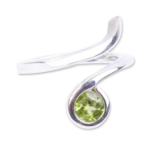 Anillo de Plata de Ley 925 con Piedra Preciosa de Peridoto Natural, Joyería Fina Hecha a Mano, Regalo de Aniversario para Mujer - Product Image 1