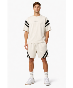 Ensemble short et t-shirt beige pour homme – T-shirt oversize en mélange de coton premium et short à cordon de serrage, coupe athlétique décontractée - Product Image 1