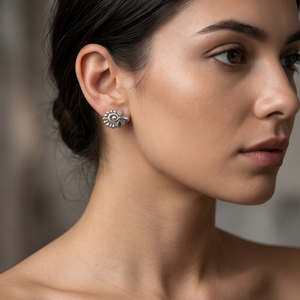 Boucles d'oreilles DIVYORO BAROQUE FLORAL CHARM - Product Image 4