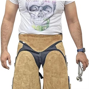 Protège-jambes de fermeur en daim personnalisé, robuste et réglable, pour le soin des sabots et la protection des jambes des chevaux - Product Image 3