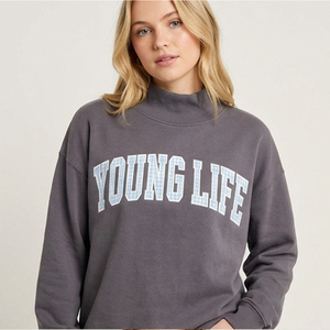 Sudadera de cuello redondo personalizada para mujer al por mayor, estilo universitario oversize con letras gráficas, jersey de manga larga, ropa casual de streetwear - Product Image 1