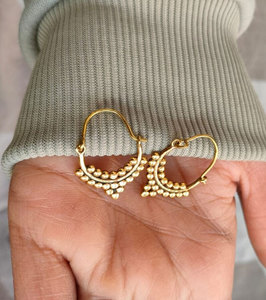 Pendientes de Aro Hechos a Mano con Filigrana de Corazón de Loto Plateado, Joyería Étnica Tribal Boho para Mujer - Product Image 2