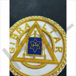 Insignia Masónica Bordada con Lingotes de Oro Personalizados, Emblema de Regalia Masónica Hecho a Mano - Product Image 4