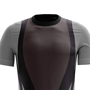Vente en gros de vêtements de sport tendance, maillot de football 100% polyester, couleur personnalisée, col rond, manches courtes, séchage rapide, respirant, unisexe - Product Image 4