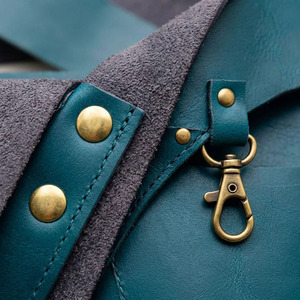 Cinturón de herramientas de floristería de cuero con logotipo personalizado, duradero, con múltiples bolsillos, organizador de jardinería hecho a mano, calidad premium, venta al por mayor. - Product Image 3