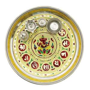 Gopi Kart Acrylic Pooja Thali pour Diwali |   Assiette à riz Bhog Kumkum au design antique pour le temple domestique - Product Image 5