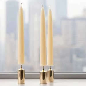 Candelabros Largos de Metal Modernos en Oferta, con Grabado en Relieve, para Decoración de Bodas, Hechos a Mano y Faroles para el Hogar - Product Image 1