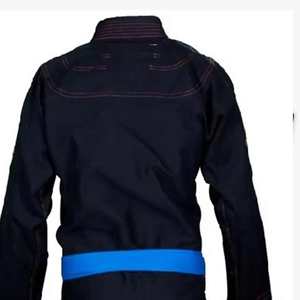 Kimono de Jiu Jitsu Brasileño para Hombre y Mujer con Chaqueta, Pantalones y Cinturón con Logotipo Frontal - 100% Algodón para Entrenamiento de Artes Marciales - Product Image 6