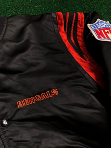 Chaqueta Varsity de los Bengals para Hombre, Negra con Franjas Naranjas, Diseño con Parches Bordados, Deportiva, con Capucha, Corte Regular, para Primavera - Product Image 4
