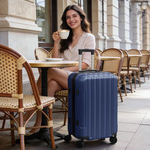 Set di Valigie ABS Three One con Finitura Opaca Texturizzata, Lucchetto Non TSA, Ruote Staccabili da 28 Pollici, Disponibile in 20, 24 e 28 Pollici - Product Image 5