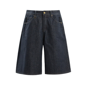 Jorts pour hommes en denim noir brut, coupe ample et large, style streetwear, avec surpiqûres contrastées, détails utilitaires, longueur genou, pantalon décontracté - Product Image 3