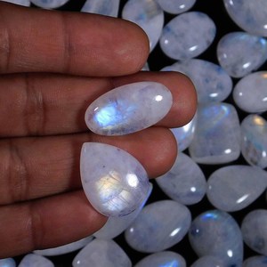 Lot de pierres précieuses en gros de cabochons de pierre de lune arc-en-ciel naturelle, haute qualité, mélange de pierres de lune bleues chatoyantes, formes et tailles variées pour bagues et pendentifs - Product Image 2