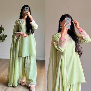 Women's <b>Light</b> Green Salwar Kameez Set With Embroidered Kurta And Dupatta Traditional Ethnic Wear For Casual Occasions - Product Image 2