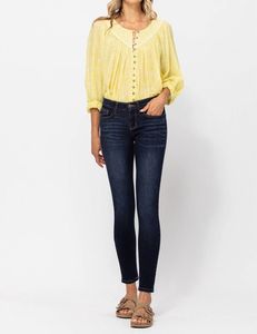 Jeans de mezclilla clásicos de corte recto para mujer, color azul lavado, cintura alta, pantalones modernos perfectos para el verano. - Product Image 4