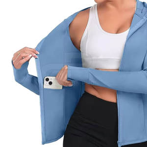 Chaqueta de yoga elegante para mujer, con cremallera completa, tela ligera, transpirable, corte ajustado, para correr, fitness y entrenamiento. - Product Image 6