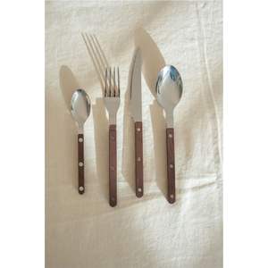 Ensemble de couverts haut de gamme 4 pièces avec manches en bois, en acier inoxydable poli miroir, style rustique, comprenant couteau à steak, fourchette et cuillère - Product Image 1