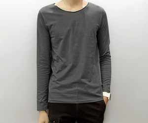 Wholesale Blank <b>Knitted</b> Short Sleeve Unisex Shirt Made from Polyester Cotton Blend Solid Pattern Front Embroidered Design - Product Image 1