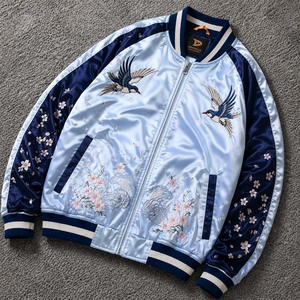 Blouson bomber réversible en satin Dravelle Industry, bleu, broderie hirondelle, souvenir japonais, veste nagaran - Product Image 1