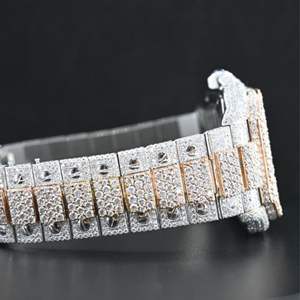 Montre de luxe personnalisée de haute qualité, sertie de diamants de laboratoire, en acier inoxydable, de la meilleure qualité, pour hommes - Product Image 3