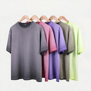 Conjunto de Camiseta y Pantalones Cortos con Cuello Redondo y Logo Personalizado al por Mayor, Unisex, Lavado, Estilo Vintage, de Alta Calidad, Conjunto Combinado Personalizado - Product Image 2