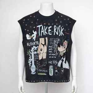 เสื้อกล้ามคอกลมสีดำสำหรับผู้ชาย พิมพ์ลายการ์ตูน สไตล์สตรีท ผ้าถักลายปักโลโก้ด้านหน้า - Product Image 1