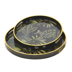 Plateau de service rond en bois, design minimaliste, poignée en bois massif durable, découpes décoratives, plats et assiettes de service en bois faits à la main - Product Image 5