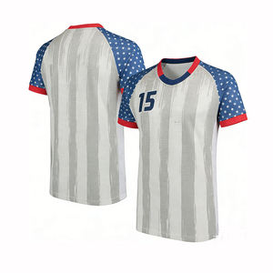 Tenue de football personnalisée 100 % qualité supérieure, légère, maillot de football, design par sublimation, uniforme de football, vêtements de sport - Product Image 1