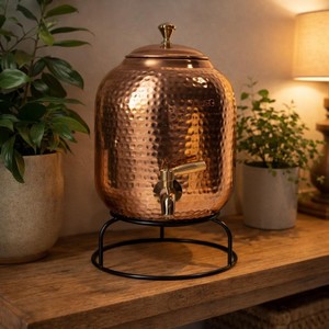 Nouvelle Arrivée Distributeur d'Eau en Cuivre avec Couvercle Design Martelé Vintage Grande Capacité pour Usage Domestique et Fêtes - Product Image 3