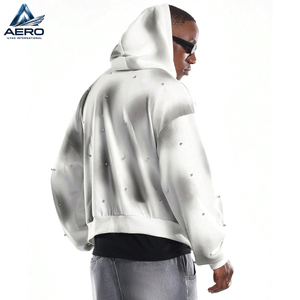 Sudadera con capucha para hombre al por mayor con cremallera completa, diseño degradado pulverizado, tachuelas metálicas y detalles de perlas, forro polar - Product Image 2