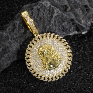 Splendid Gift - Pendentif Hip-Hop Personnalisé de Haute Qualité en Argent 925, entièrement serti de Moissanite, Collier Pendentif Jésus - Product Image 6
