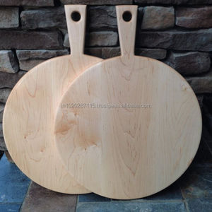 Tabla de cortar de madera que ofrece una superficie de madera gruesa que ofrece estabilidad durante las rutinas de preparación de comidas complicadas - Product Image 4