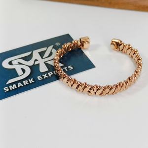 Brazalete Magnético de Cobre Puro Hecho a Mano, con Tapas de Cobre, Acabado Antiguo/Pulido, Ligero y Ajustable, Unisex, Grabado - Product Image 5