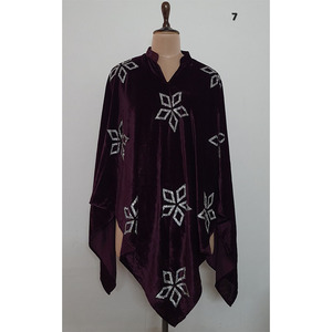 Ponchos en velours avec travail de broderie Jarkan swasrosvki - Product Image 1