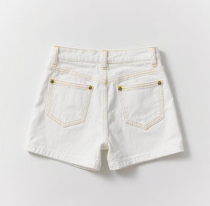 Shorts de Mezclilla Color Marfil para Mujer, 5 Bolsillos, Cintura Alta |   Costuras y remaches amarillos |   Shorts de Mezclilla Blancos Casuales de Verano - Product Image 3