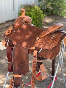 Silla de montar para caballo de cuero genuino de la mejor calidad, color marrón, absorbente del sudor, en venta, hecha en India, diseños personalizables. - Product Image 5