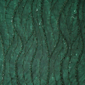 Tissu brodé vert avec paillettes métalliques pour vêtements de cérémonie pour femmes - Product Image 3