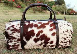 Bolso de Viaje Rústico de Cuero con Pelo de Vaca, Bolso de Fin de Semana de Cuero Genuino con Cierre de Cremallera, Multifuncional y a la Moda LHDB-0177 - Product Image 3