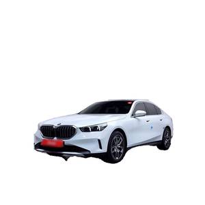 BMW Serie 5 520i 2024, 33,328 km, Caja de Cambios Automática, Asientos de Cuero, Volante a la Izquierda, Cámara Trasera - Product Image 1