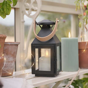 Wholesale <b>Mini</b> Black Metal Candle Holder <b>Lanterns</b> with Leather Handle for Weddings Tabletop Decoration - Product Image 1
