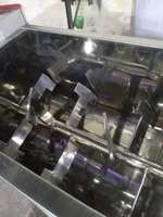 Mixer Pita Horizontal 1000L SUS304 Baja Tahan Karat Peralatan Pencampur Makanan Motor AC 5kW 380V Tingkat Keamanan Tinggi Grosir