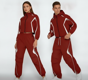Chándal Rojo Unisex de Manga Larga con Capucha y Cierre de Cremallera, Estilo Deportivo, Transpirable, de Poliéster, para Adultos, Ropa de Otoño - Product Image 1