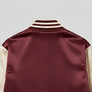 Veste de sport en satin bordeaux pour homme, manches crème, fermeture boutonnée, style preppy, vêtement d'automne - Product Image 4
