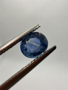 Zafiro Azul Natural AA, Corte Ovalado, 1.30CT, 7x6x3.5mm, Gema Preciosa Suelta Facetada, Ceylón, para Joyería Personalizada, con Juego de Color - Product Image 2