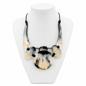 Collar de Moda Hecho a Mano con Cuerno Natural e Imitación de Perla en Forma de Pirámide con Cadena de Cuerda Ajustable para Mujer - Regalo - Product Image 5