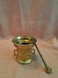 Antique Brass Mortar and Pestle Handmade Vintage Spice Grinder <b>Decorative</b> Metal Herb Crusher Traditional <b>Kitchen</b> Tool Home <b>Decor</b> - Product Image 4